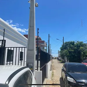 Casa A 40 Metros Da Praia, Rua Tranquila Casa de Férias